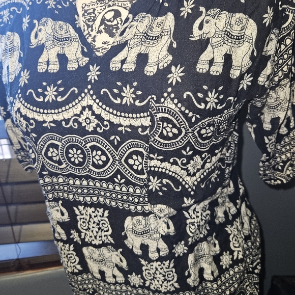 Earthbound Trading Co Womans Short Sleeve Blouse Size S - Picture 3 of 13